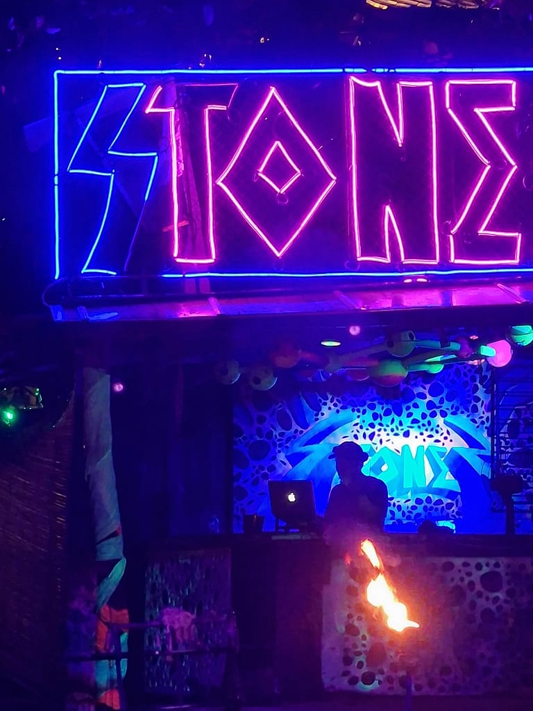 Koh Phi phi - A tropical island paradise: Beach night club