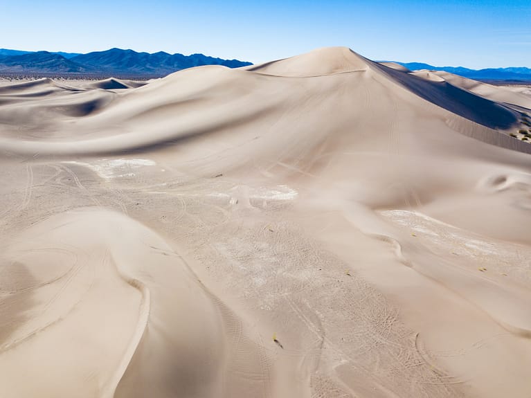 Advantages of Digital Nomad Life: Desert